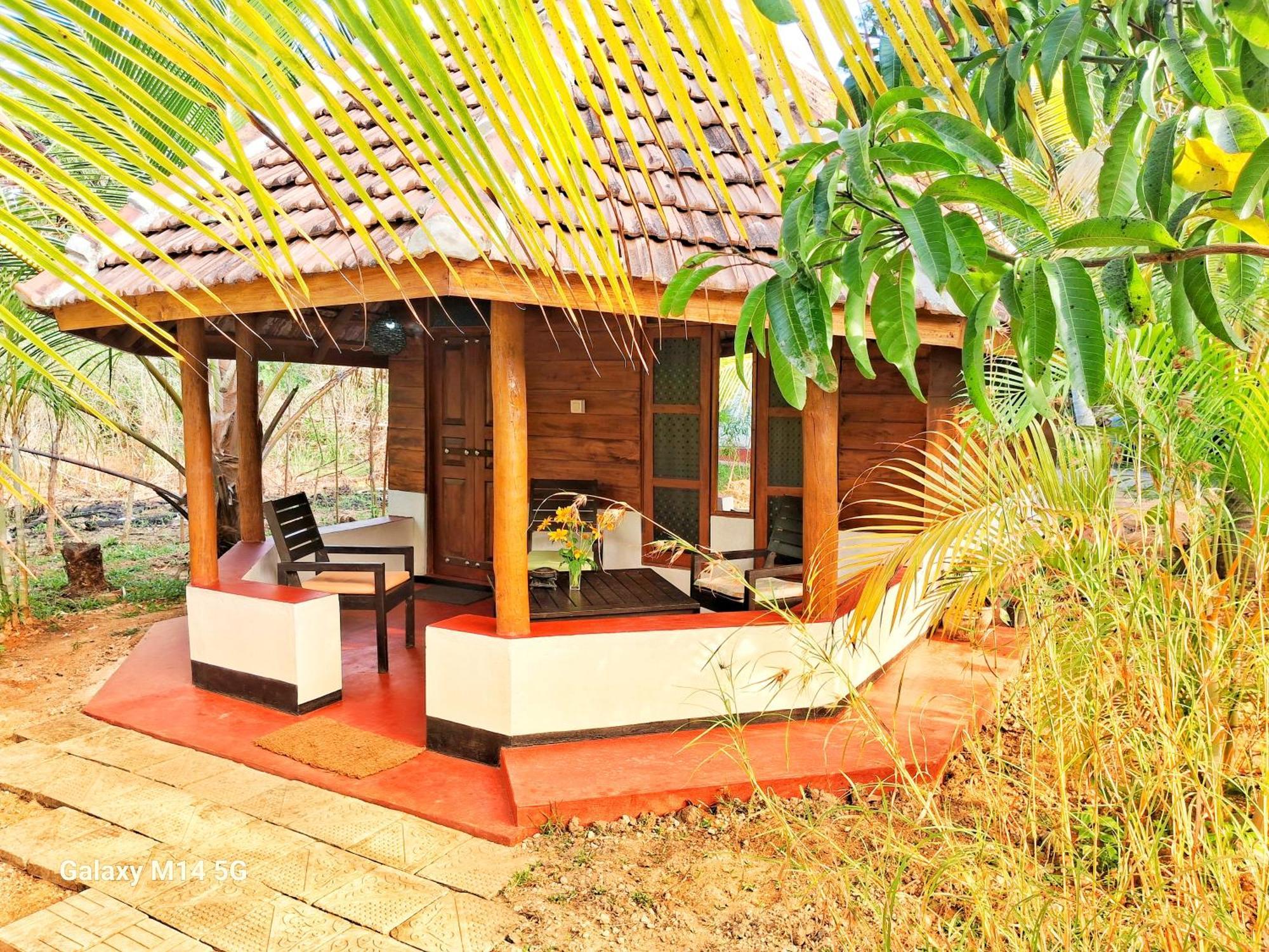 Sea Sound Cabana & Restaurant Tangalle Exterior photo