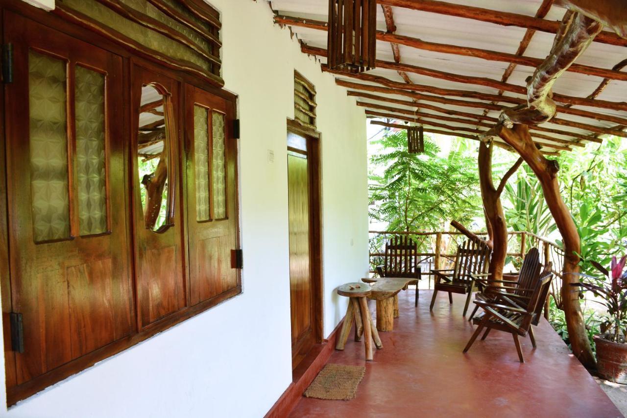 Sea Sound Cabana & Restaurant Tangalle Exterior photo
